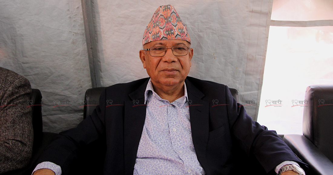 देउवा भेटेलगत्तै माधव नेपाल राष्ट्रपति भेट्न शीतल निवासमा